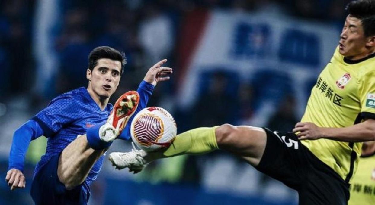 爱游戏 网页版-包含上海申花训练开放日，赛后再遭质疑引欢呼，欧冠在即，球探报告显示潜力的词条