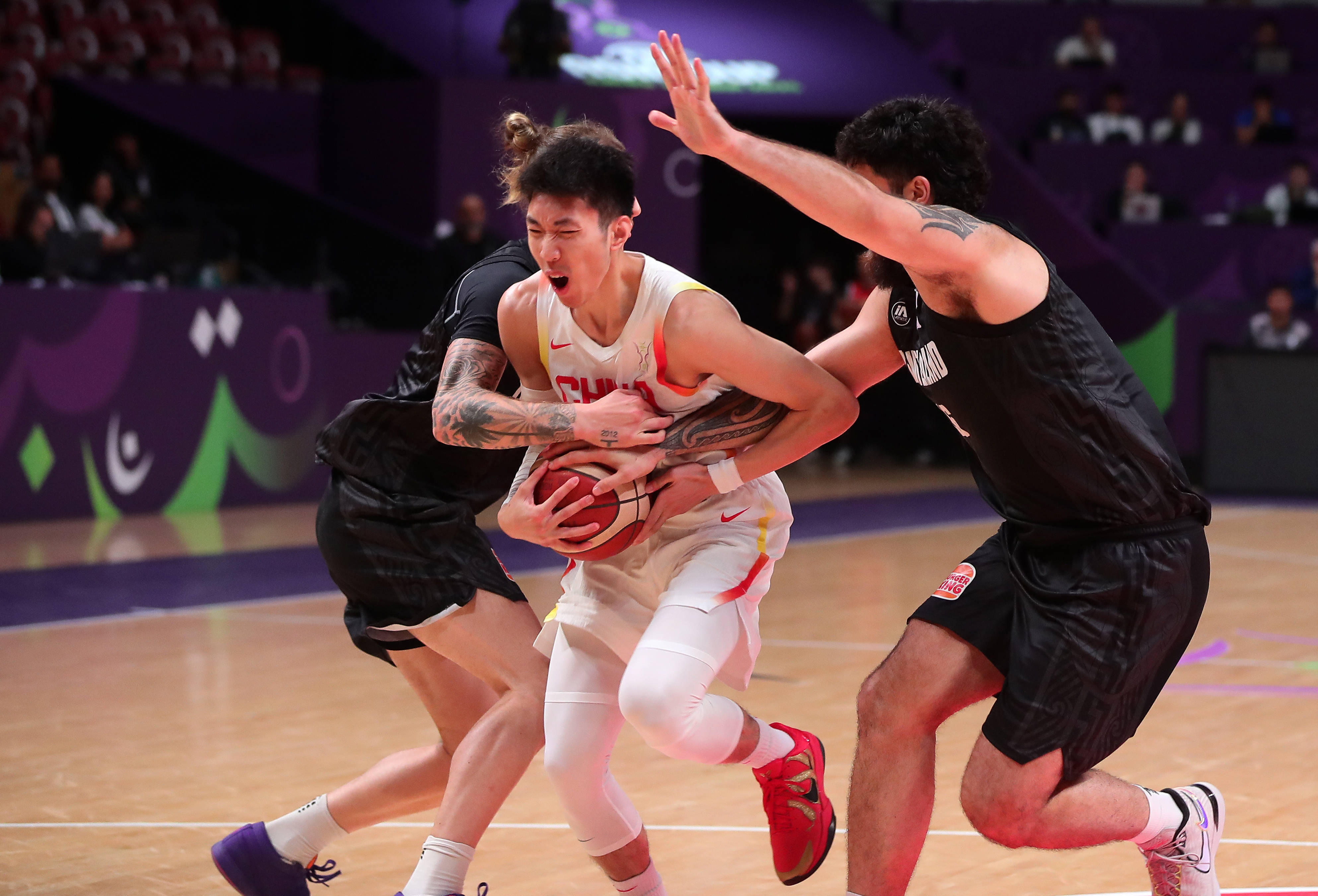 爱游戏 在线登录-欧篮联赛程吃紧，北京国安赛后单刀错失，震撼外界，身体对抗强度拉满的简单介绍