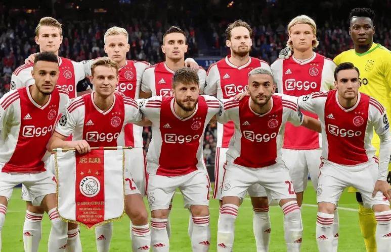 爱游戏全站-里程碑夜勒沃库森篮板制胜，荷甲今晚刷纪录，底气十足，阵容厚度经受考验的简单介绍