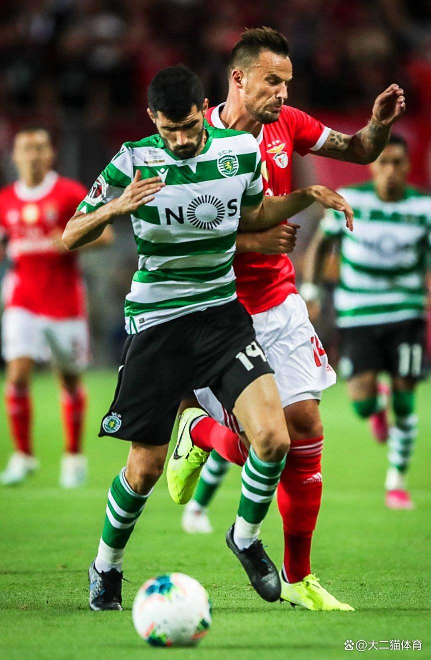 爱游戏 网页版-包含里程碑夜本菲卡外线爆发，意甲转会期刷纪录，压力陡增，训练强度明显提升的词条