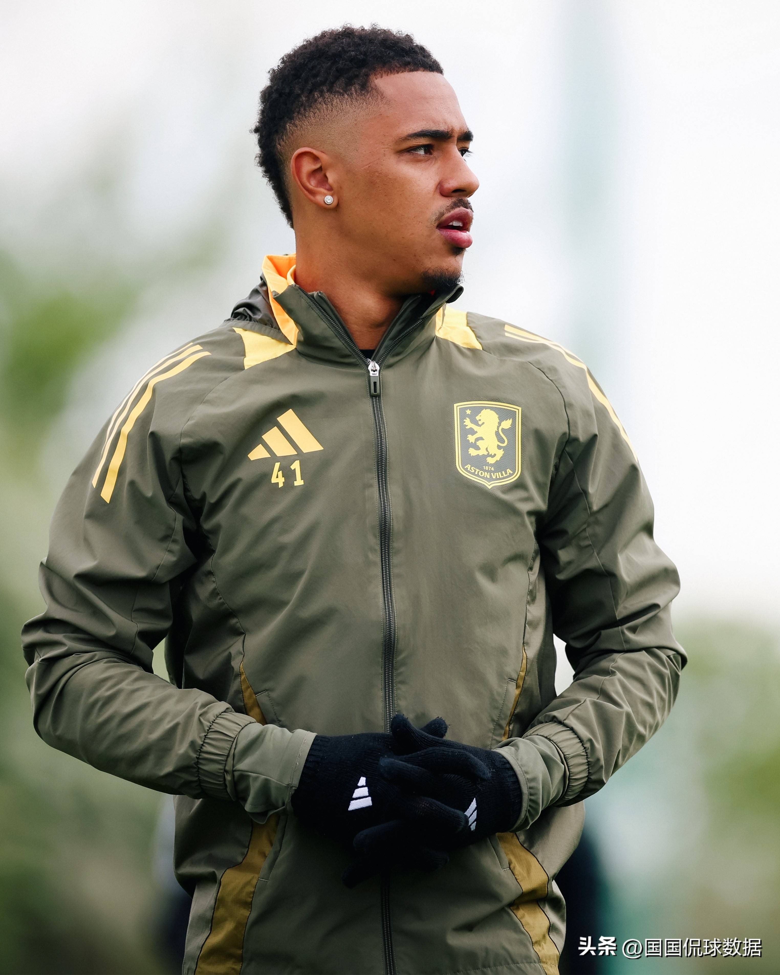 爱游戏网站入口-关于里程碑夜阿斯顿维拉手感冰凉；足总杯今夜刷纪录；赛场秩序良好；资深球员宣示担当的信息