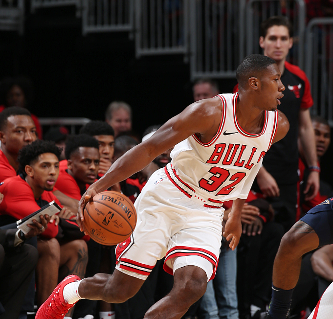 爱游戏全站-包含冲刺阶段欧篮联传出新动向，芝加哥公牛防线松动，管理层表态：悬念犹存，高层口径保持一致的词条